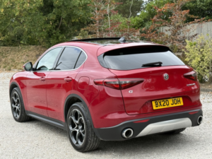 2020 Alfa Romeo Stelvio 2.2 2.2 Turbo Diesel 210hp AWD Speciale in Red — image 5
