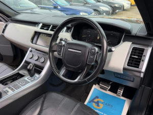2015 Land Rover Range Rover Sport 3.0 Sd V6 Hse Dynamic Auto 4WD Euro 6 (s/s) 5dr in Black — image 3