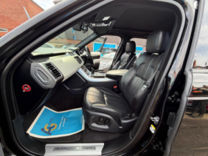 2015 Land Rover Range Rover Sport 3.0 Sd V6 Hse Dynamic Auto 4WD Euro 6 (s/s) 5dr in Black — image 4