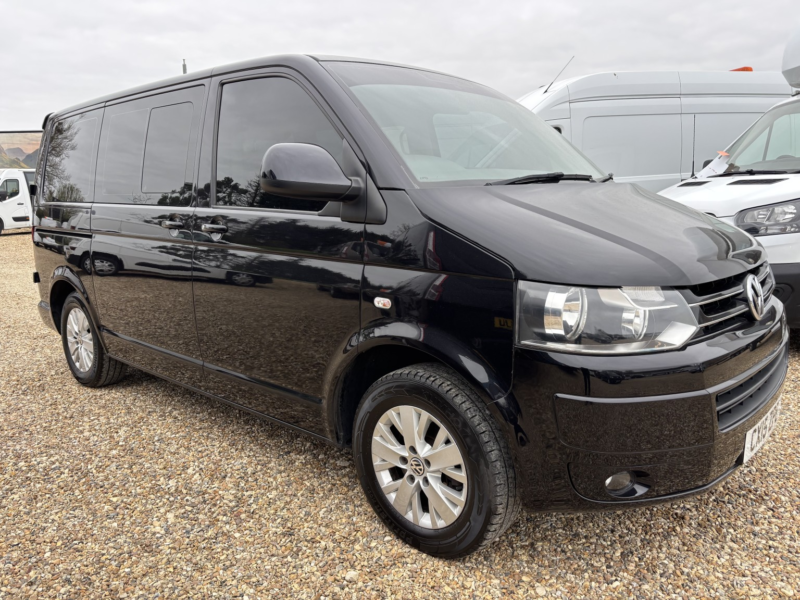 2015 Volkswagen Transporter Shuttle Automatic Drive From Wheelchair Wav With Lift 2.0 Td T30 Se in Black — image 1