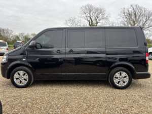 2015 Volkswagen Transporter Shuttle Automatic Drive From Wheelchair Wav With Lift 2.0 Td T30 Se in Black — image 6