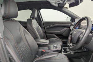 2022 Ford Mustang Mach-E Extended Range 91kwh SUV 5dr Electric Automatic AWD (351 Ps) in Black — image 3