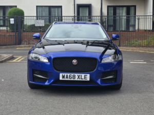 2018 Jaguar Xf 2.0i Portfolio Gpf Sportbrake 5dr Petrol Auto Euro 6 (s/s) (250 Ps) in Blue — image 2