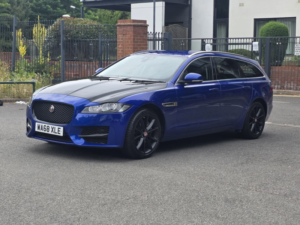 2018 Jaguar Xf 2.0i Portfolio Gpf Sportbrake 5dr Petrol Auto Euro 6 (s/s) (250 Ps) in Blue — image 3