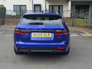2018 Jaguar Xf 2.0i Portfolio Gpf Sportbrake 5dr Petrol Auto Euro 6 (s/s) (250 Ps) in Blue — image 5