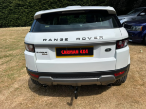 2014 Land Rover Range Rover Evoque 2.2 Sd4 Pure Tech in White — image 4