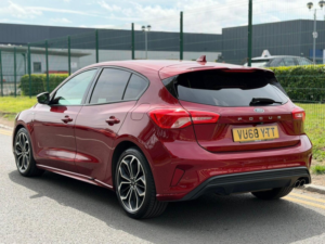 2018 Ford Focus 1.5 Ecoblue St-Line X Euro 6 (s/s) 5dr in Red — image 5