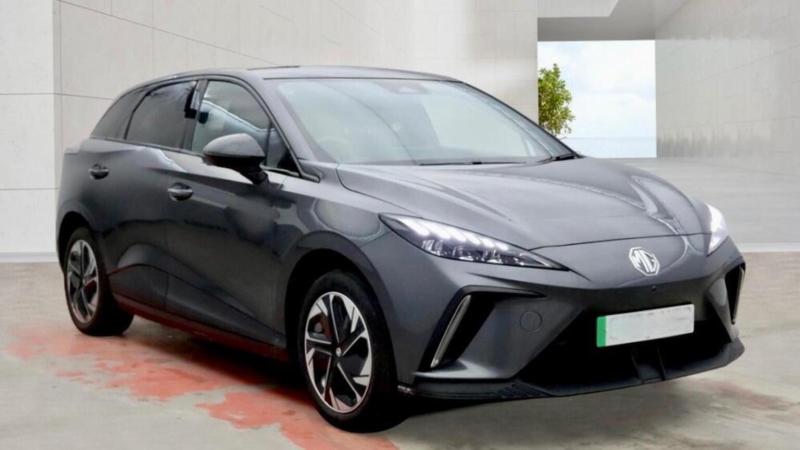 2023 MG Mg4 64kwh Trophy Long Range Auto 5dr in Grey — image 1
