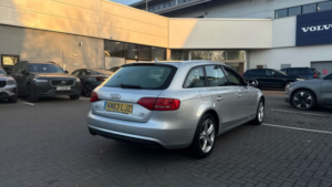 2013 Audi A4 Avant 2.0 Tdi Se Technik in Silver — image 2