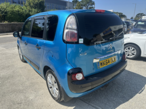 2014 Citroen C3 Picasso 1.6 Hdi Vtr+ in Blue — image 6