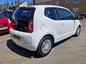 2012 Volkswagen Up! 1.0 Bluemotion Tech Move Up! Hatchback 3dr Petrol Manual Euro 5 (s/s) (60 Ps) in White — image 3