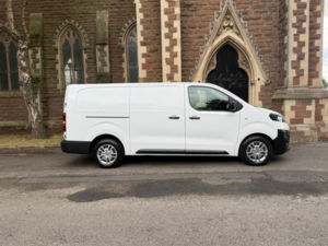 2020 Vauxhall Vivaro 1.5 Turbo D 2900 Dynamic in White — image 6