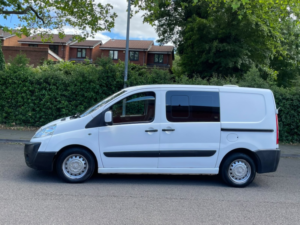 2015 Peugeot Expert Tepee 2.0 Hdi Tepee Comfort in White — image 6