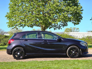 2016 Mercedes-Benz A Class 1.6 A180 Sport (executive) 7g-Dct Euro 6 (s/s) 5dr in Purple — image 3