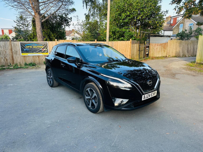 2024 Nissan Qashqai 1.3 Dig-T Mhev N-Connecta Xtron Euro 6 (s/s) 5dr in Black — image 1