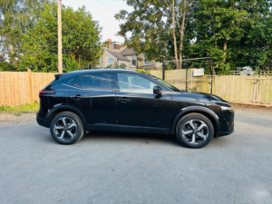 2024 Nissan Qashqai 1.3 Dig-T Mhev N-Connecta Xtron Euro 6 (s/s) 5dr in Black — image 3