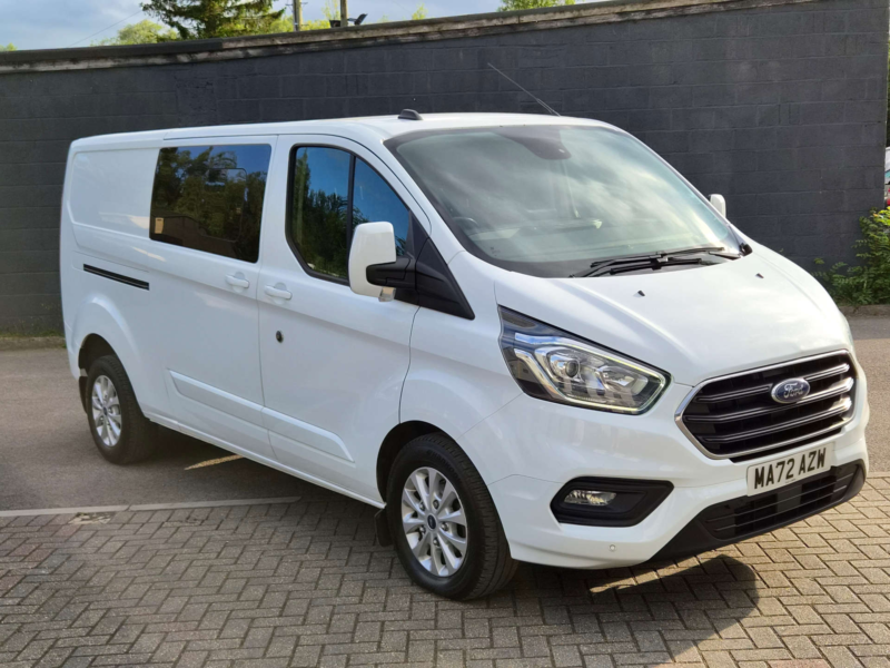 2022 Ford Transit Custom 2.0 Transit Custom 300 Limited Ecoblue 5dr in White — image 1