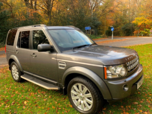 2013 Land Rover Discovery Sdv6 Hse in Grey — image 2