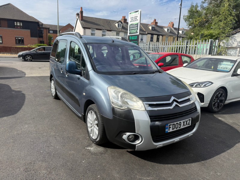 2009 Citroen Berlingo 1.6 Hdi Xtr Multispace MPV 5dr Diesel Manual Euro 4 (90 Ps) in Grey — image 1