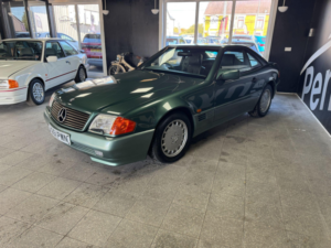 1991 Mercedes-Benz Sl 2.8 Sl280 2dr in Multicolour — image 4