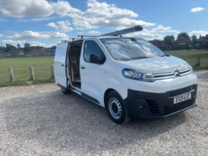 2021 Citroen Dispatch 2.0 Bluehdi 1400 Enterprise M Panel Van 6dr Diesel Manual Fwd 2 Euro 6 (s/s) (120 Ps) in White — image 2