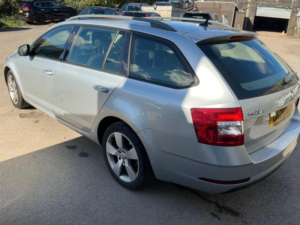 2020 Skoda Octavia 1.5 Tsi Act Se Drive Euro 6 (s/s) 5dr in Silver — image 2