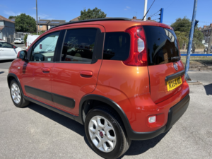 2014 Fiat Panda 1.3 Panda 1.3 Multijet 75 Bhp Trekking in Red — image 3