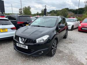 2012 Nissan Qashqai 1.5 Dci N-Tec 2WD Euro 5 5dr in Black — image 4