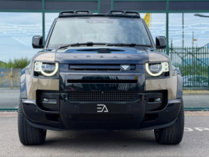 2024 Land Rover Defender 110 3.0 D300 Mhev X in Brown — image 5