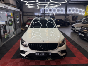 2017 Mercedes-Benz Glc 2.1 Glc250d Amg Line in White — image 2