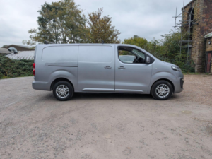 2020 Vauxhall Vivaro 2.0 Turbo D 3100 Sportive L2 H1 Euro 6 (s/s) 5dr in Grey — image 2