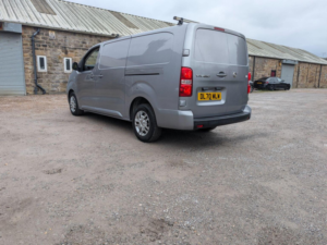 2020 Vauxhall Vivaro 2.0 Turbo D 3100 Sportive L2 H1 Euro 6 (s/s) 5dr in Grey — image 5