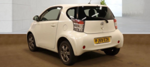 2009 Toyota Iq 1.0 Vvt-I 2 Euro 4 3dr in White — image 3