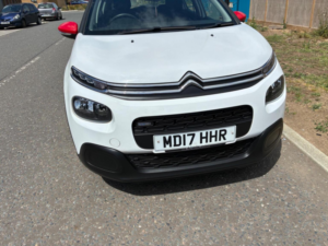2017 Citroen C3 1.2 Puretech Feel Euro 6 5dr in White — image 4