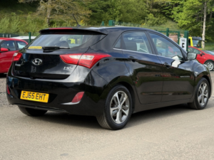 2015 Hyundai I30 1.4 Blue Drive Se Hatchback 5dr Petrol Manual Euro 6 (s/s) (100 Ps) in Multicolour — image 5