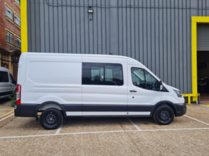 2024 Ford Transit Trend Crew Van — image 5