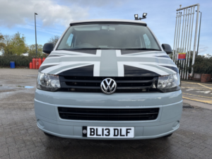 2013 Volkswagen Transporter 2.0 Tdi T30 Startline in White — image 3