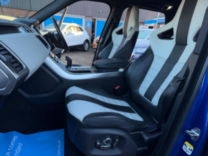 2017 Land Rover Range Rover Sport 5.0 V8 Svr Auto 4WD Euro 6 (s/s) 5dr in Blue — image 4
