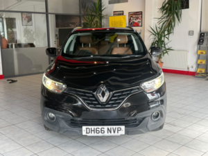 2017 Renault Kadjar 1.5 Dynamique Nav Dci 110 in Black — image 4