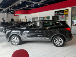 2017 Renault Kadjar 1.5 Dynamique Nav Dci 110 in Black — image 6