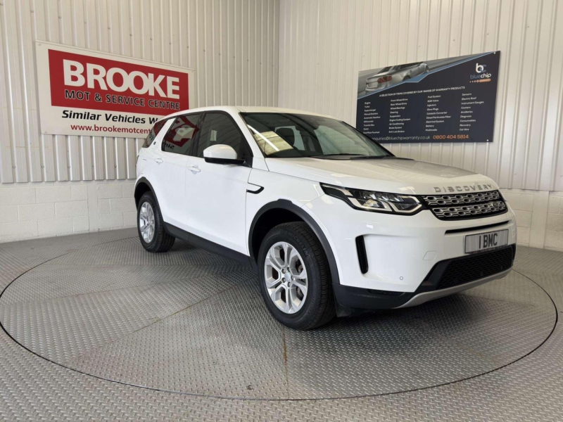 2019 Land Rover Discovery Sport 2.0 D180 Mhev S Auto 4WD Euro 6 (s/s) 5dr in White — image 1
