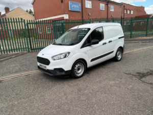 2020 Ford Transit Courier 1.0 Ecoboost Leader L1 Euro 6 4dr in White — image 3
