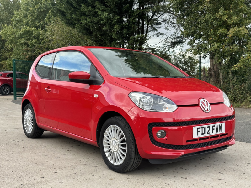 2012 Volkswagen Up! 1.0 High Up! in Red — image 1