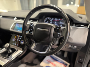 2020 Land Rover Range Rover Evoque 2.0 D150 Fwd Euro 6 (s/s) 5dr in Black — image 2
