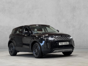 2020 Land Rover Range Rover Evoque 2.0 D150 Fwd Euro 6 (s/s) 5dr in Black — image 6