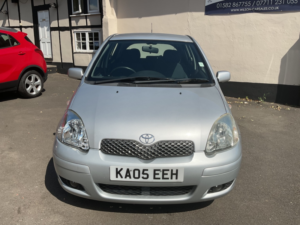 2005 Toyota Yaris 1.3 Vvt-I Colour Collection in Silver — image 2