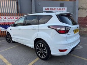 2017 Ford Kuga 2.0 Tdci Ecoblue St-Line AWD Euro 6 (s/s) 5dr in White — image 5