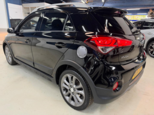 2018 Hyundai I20 1.0 T-Gdi Active Euro 6 5dr in Black — image 6