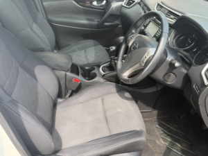 2015 Nissan Qashqai 1.6 Dci N-Tec+ in White — image 5