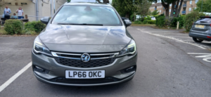 2017 Vauxhall Astra 1.6 Cdti Elite in Grey — image 3